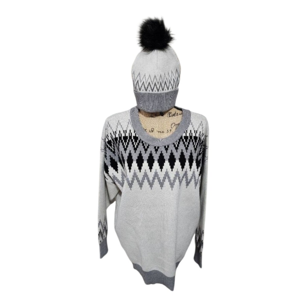 Cupcakes and Cashmere Faire aisle sweater and pom pom beanie hat plus‎ size 1X